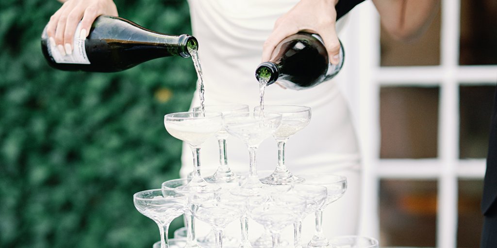 wedding champagne tower