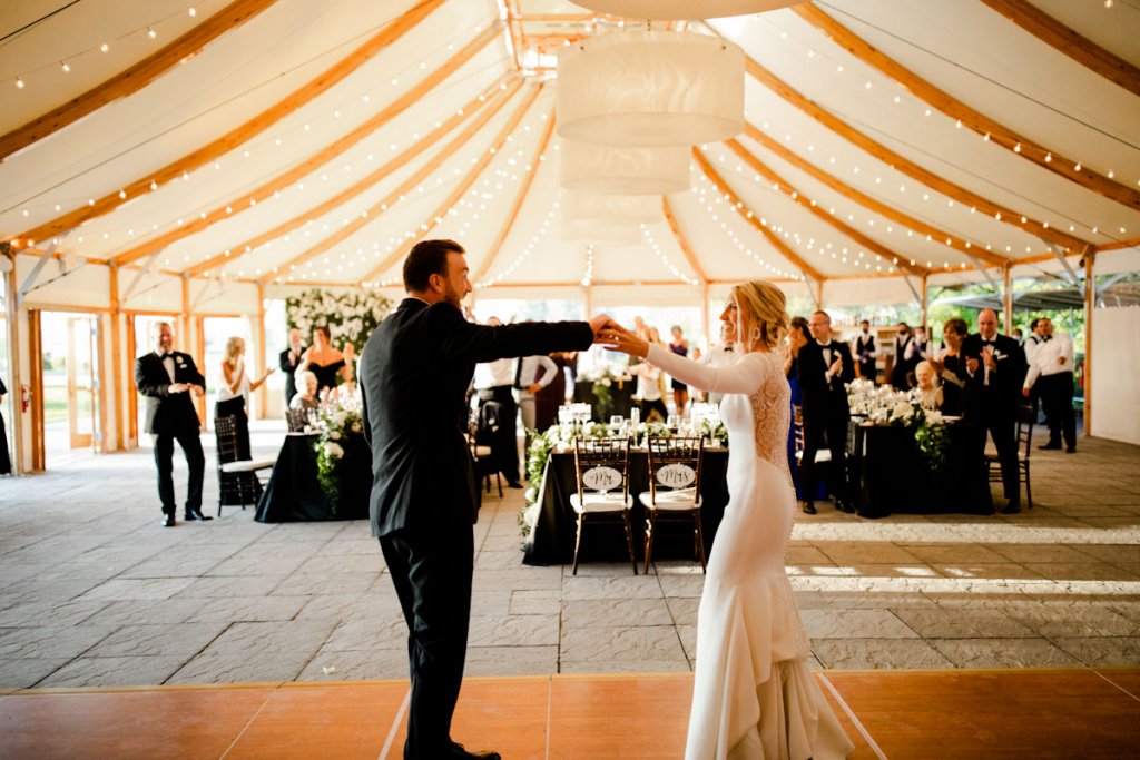 bride and groom first dance